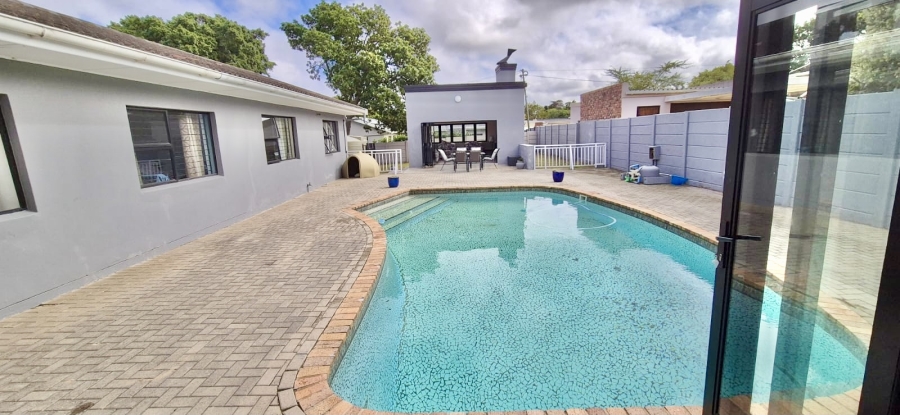 4 Bedroom Property for Sale in Fernglen Eastern Cape